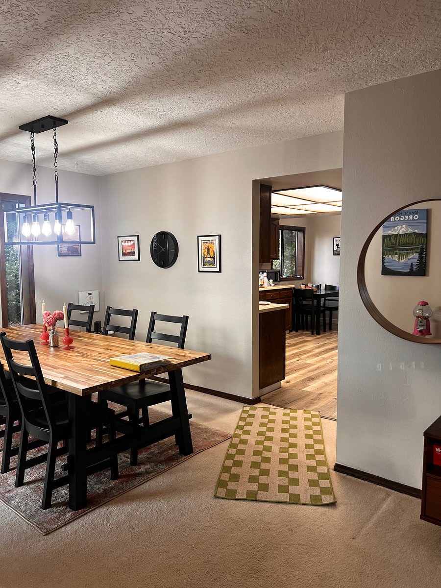 Dining table with seating for six.