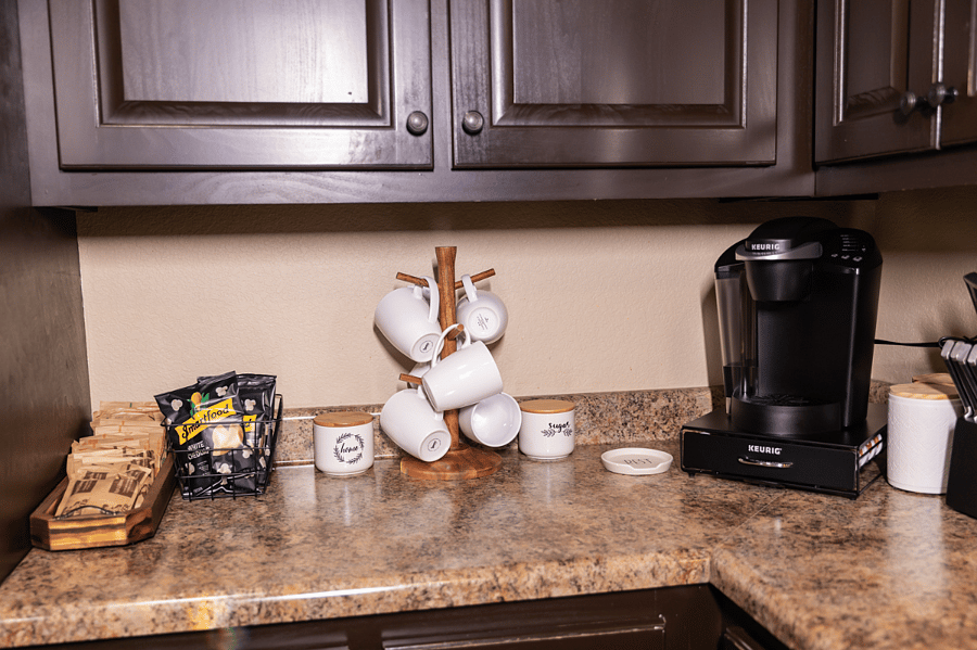Coffee/Break Area
Kuerig 5-complimentary coffee available. Brew Herb Tea in kettle
Complimentary Snacks upon arrival
