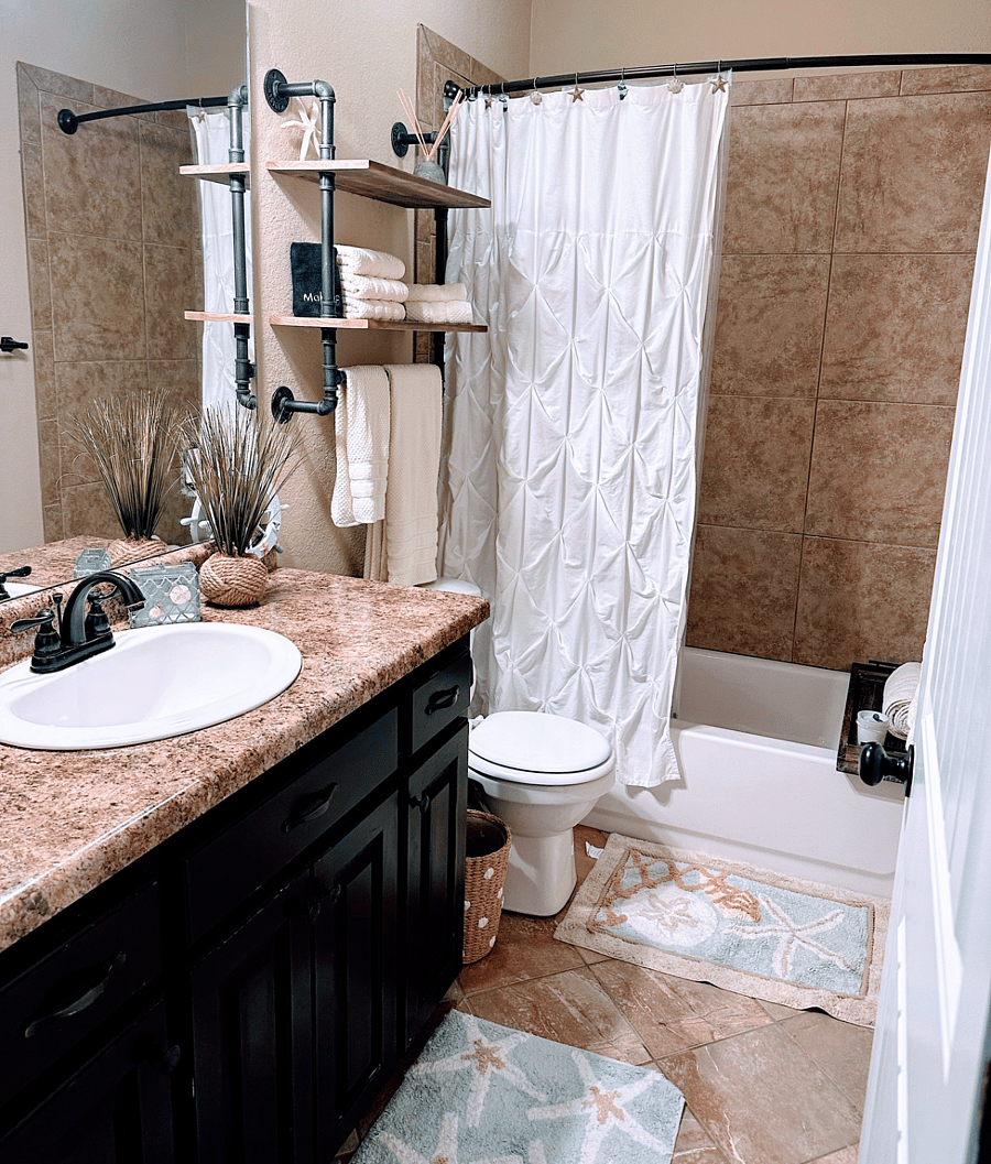 Seashell Themed -GUEST BATHROOM
Shower & Bath Optional