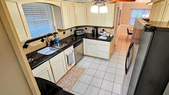 Furnished Finder property 848978_1 photo 4