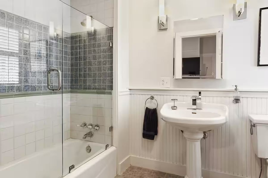 Downstairs bathroom