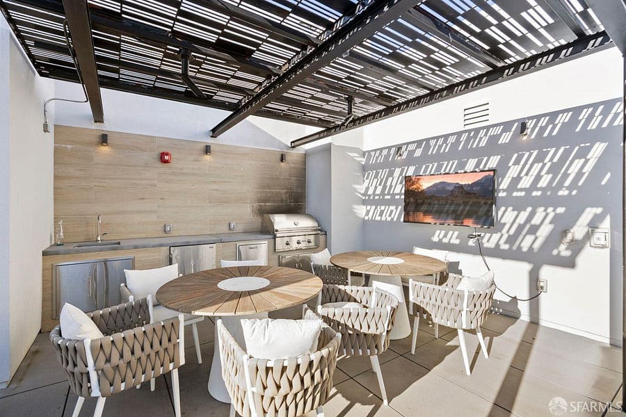 Rooftop BBQ and Seating