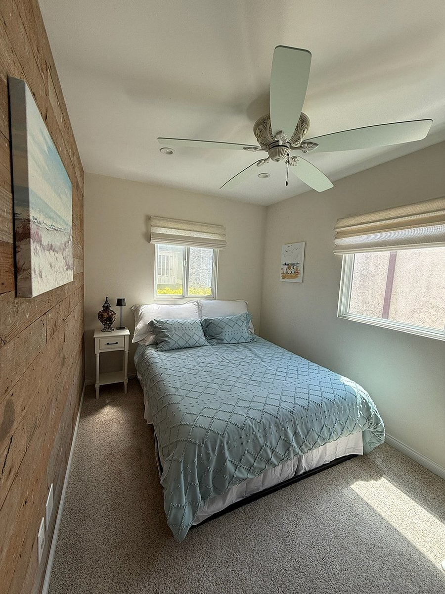 queen bed