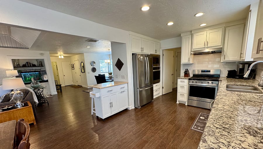 Furnished Finder property 849083_1 photo 17