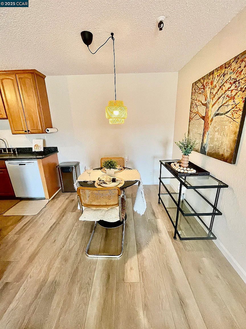 Furnished Finder property 849096_1 photo 6