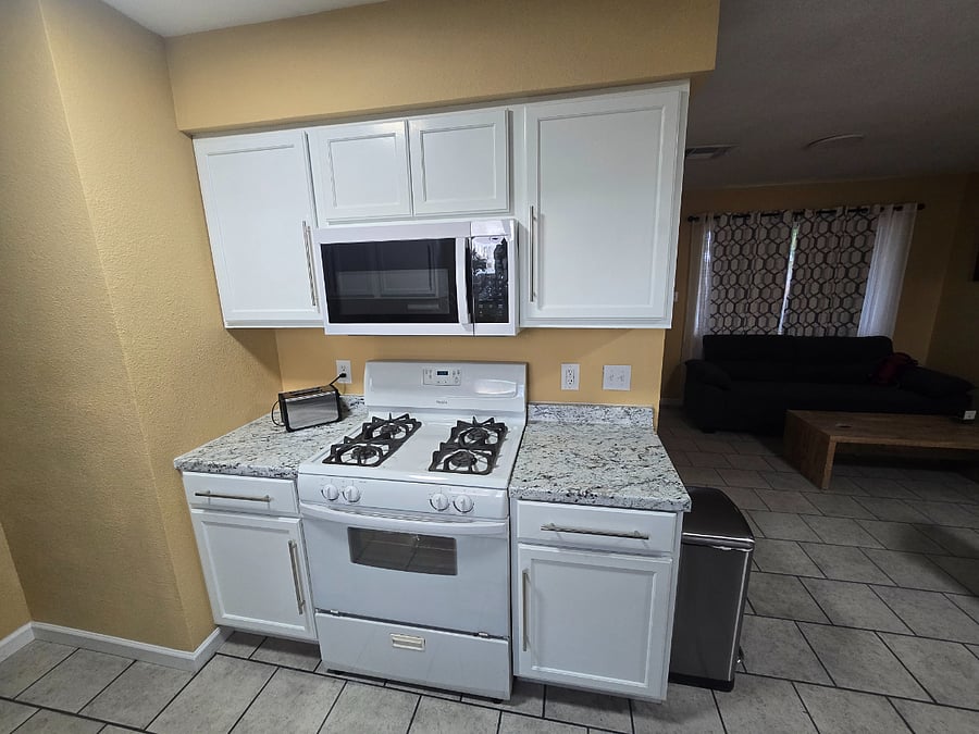 Kitchen , built in microwave