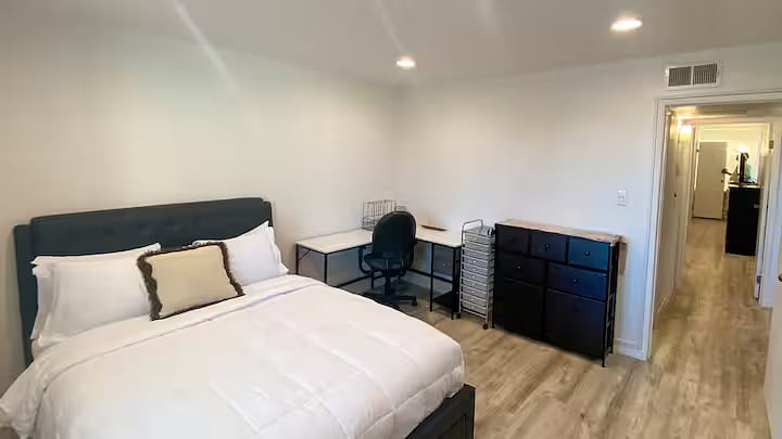 Furnished Finder property 849273_1 photo 9