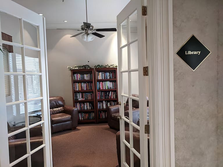 Furnished Finder property 849380_1 photo 11