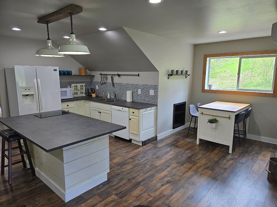 Kitchen And Nook