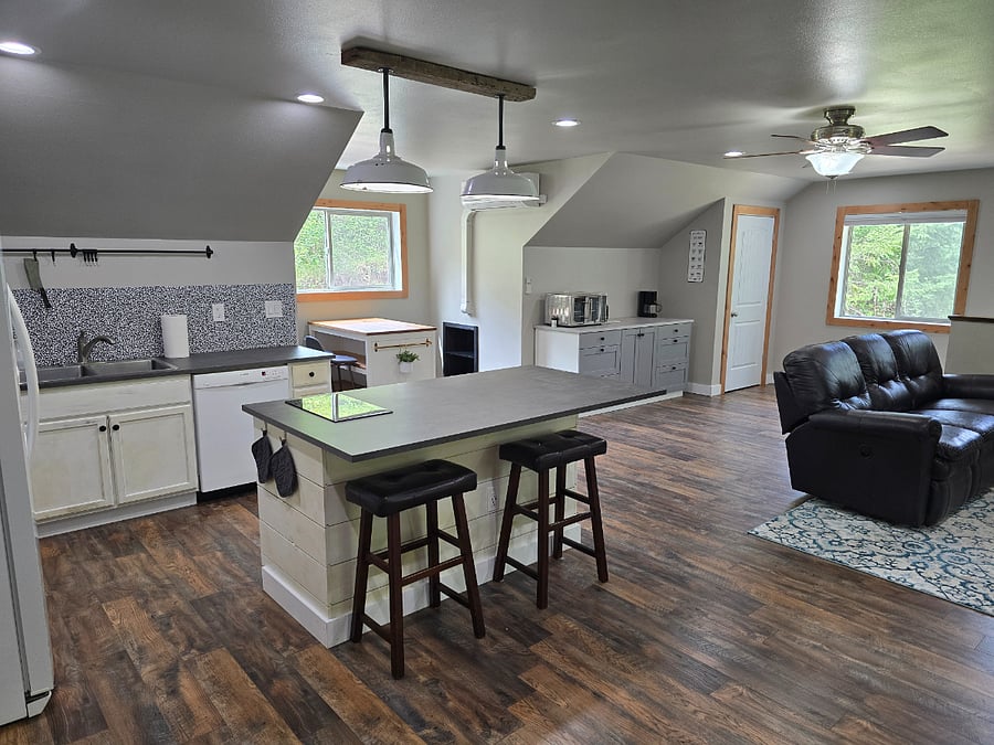 Kitchen Area and Nook