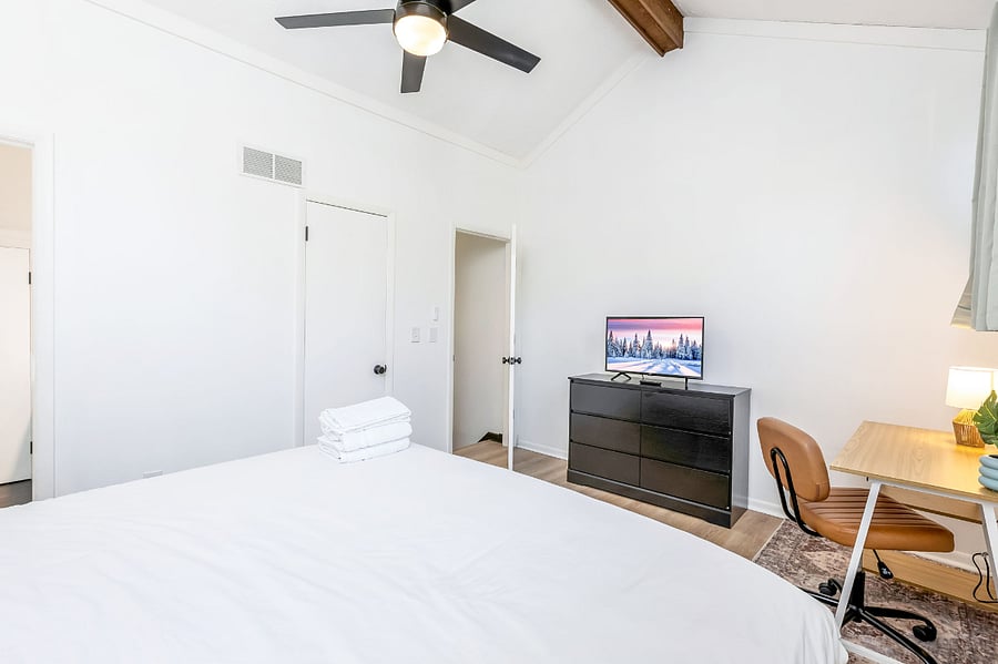 Furnished Finder property 849622_1 photo 13
