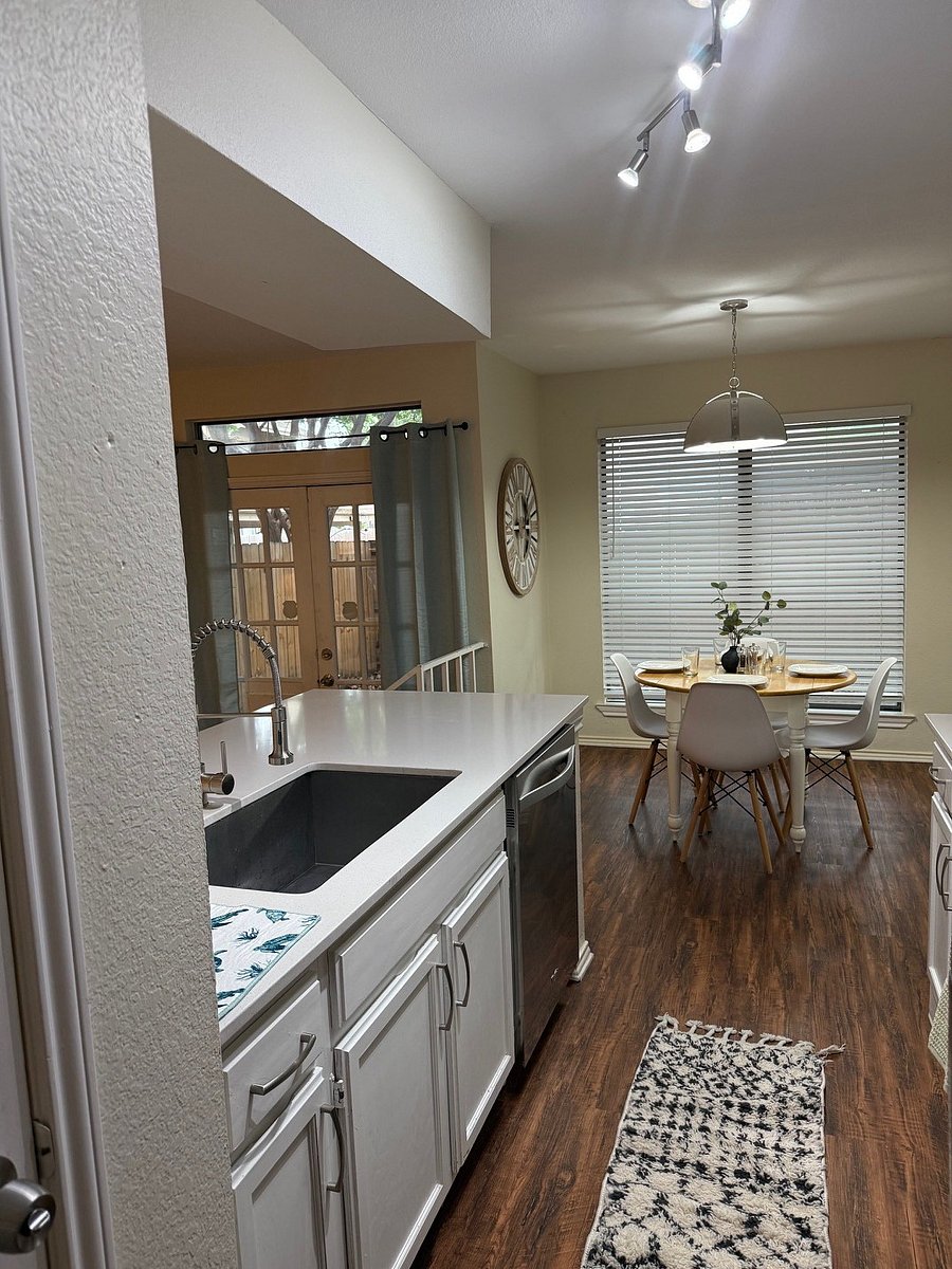 Furnished Finder property 849658_1 photo 16
