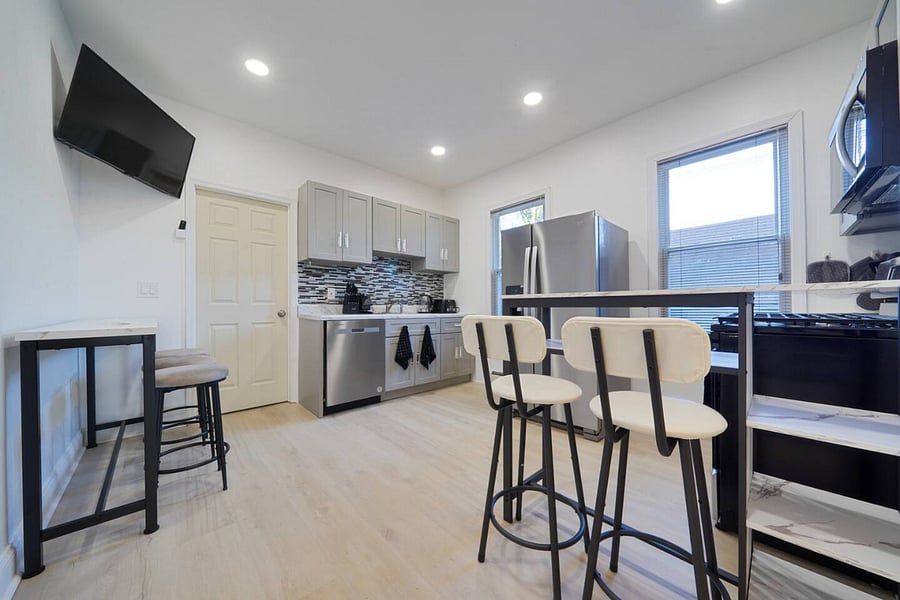 Furnished Finder property 849711_1 photo 7