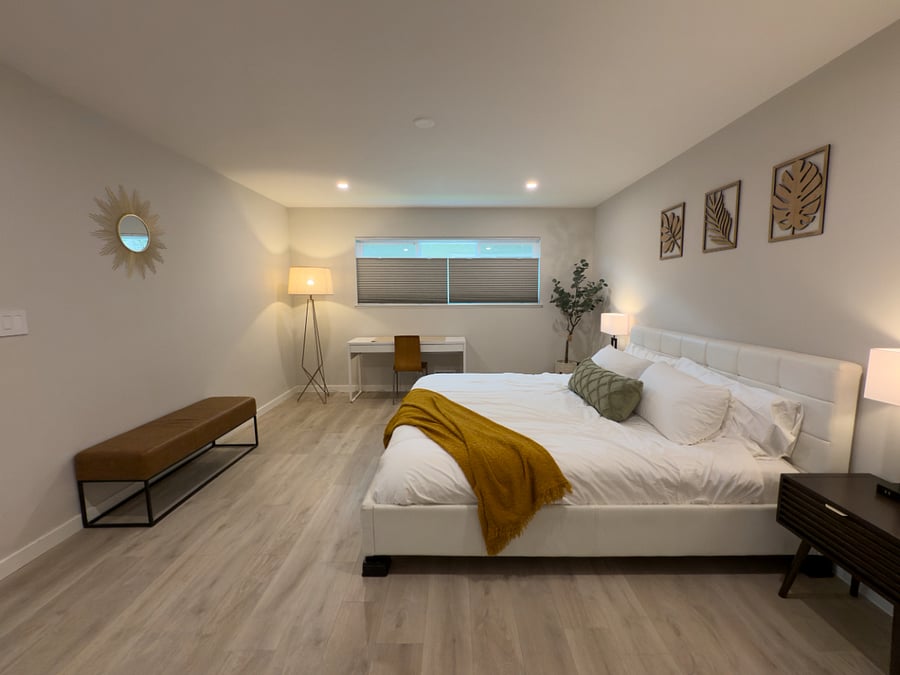bedroom 1 - king bed