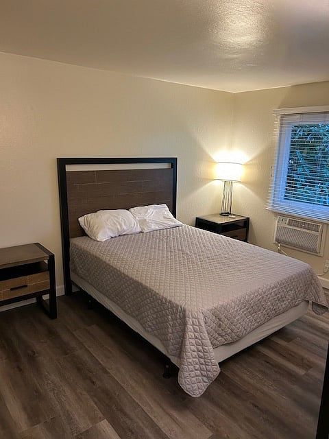 Furnished Finder property 849955_1 photo 22