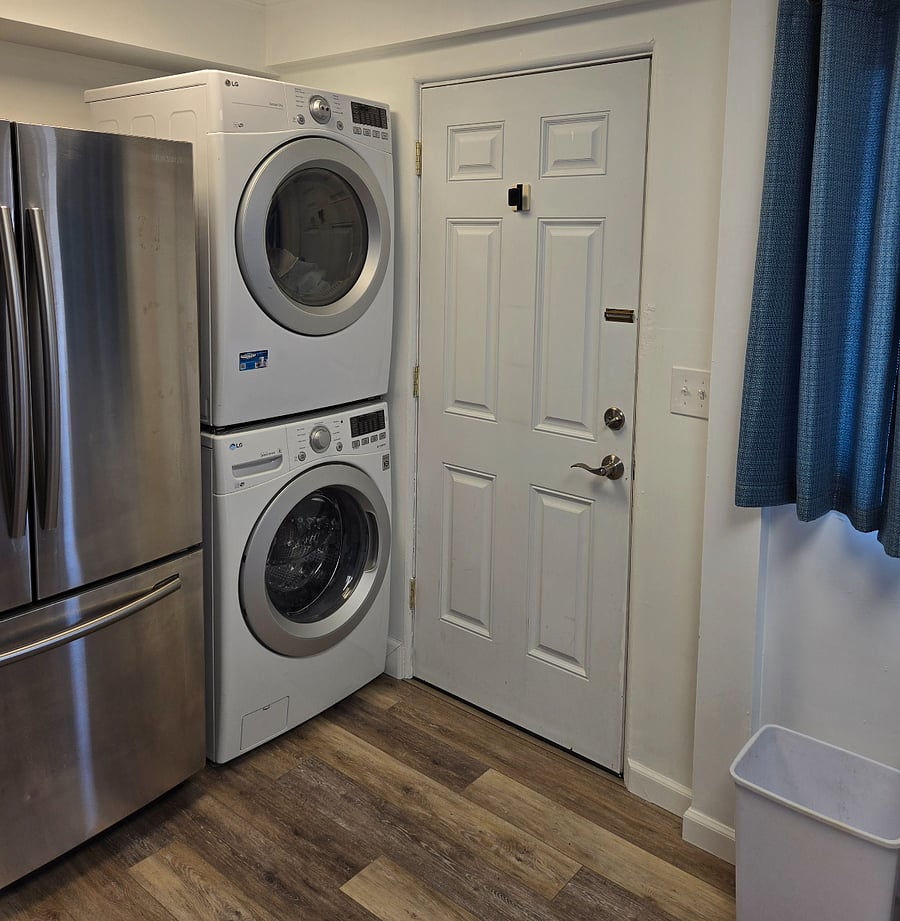 Furnished Finder property 850005_1 photo 17