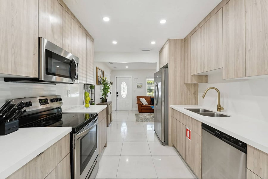 Furnished Finder property 850030_1 photo 5