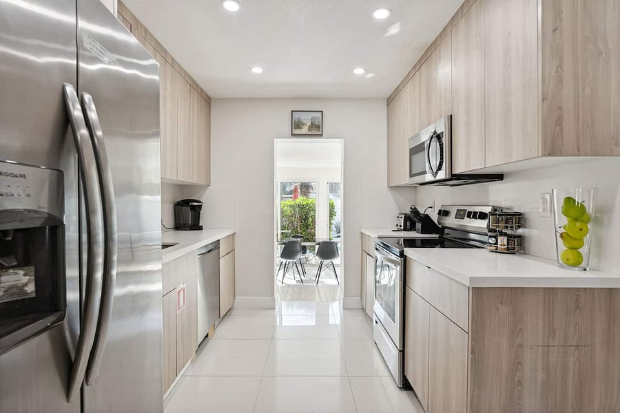 Furnished Finder property 850030_1 photo 6