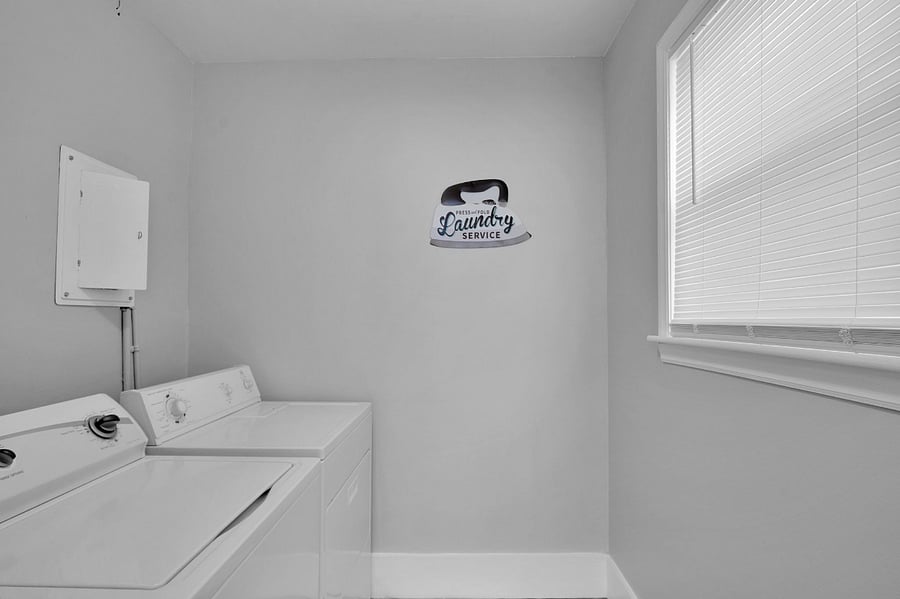 Furnished Finder property 850060_1 photo 14