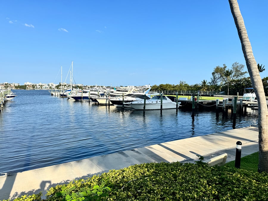 Furnished Finder property 850074_1 photo 18