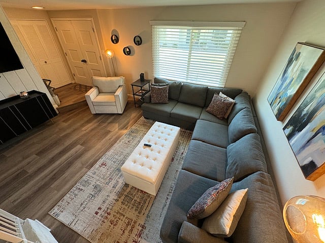 Furnished Finder property 850117_1 photo 3