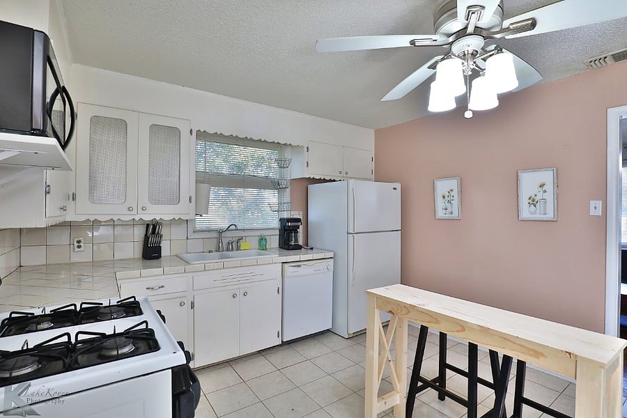 Furnished Finder property 850118_1 photo 3