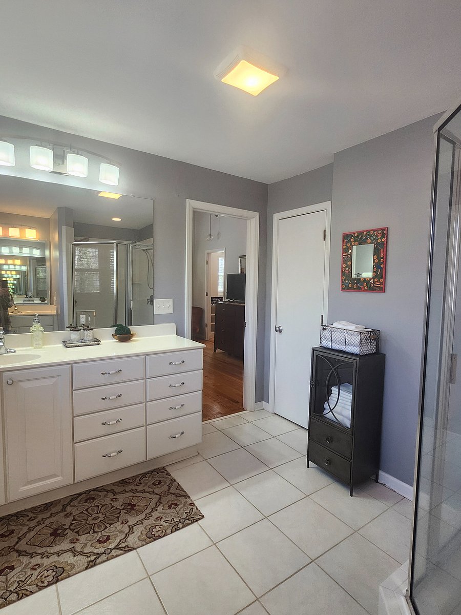 Furnished Finder property 850130_1 photo 7