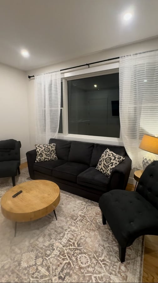 Furnished Finder property 850134_1 photo 10