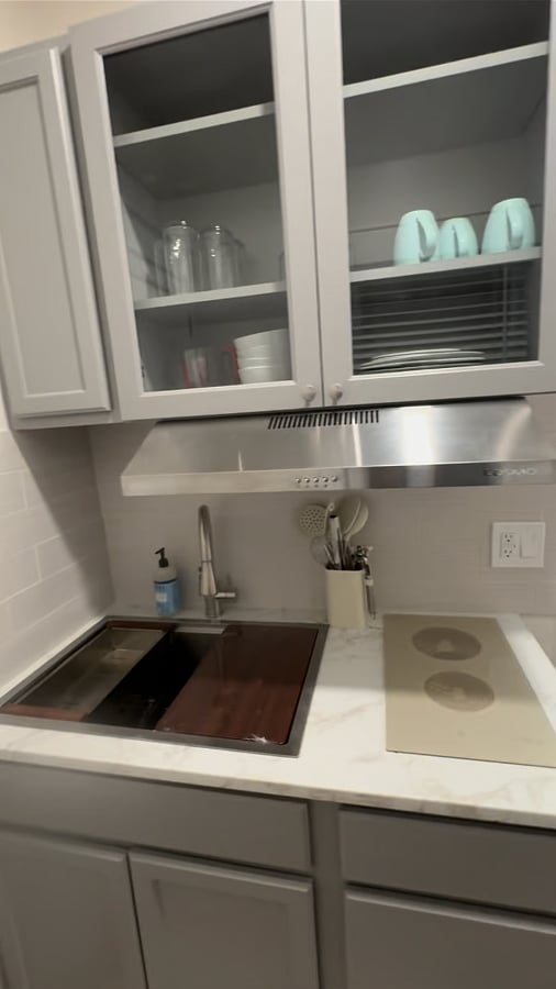 Furnished Finder property 850134_1 photo 5