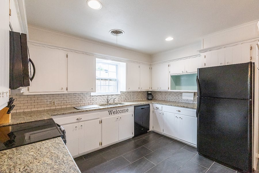 Furnished Finder property 850152_1 photo 8
