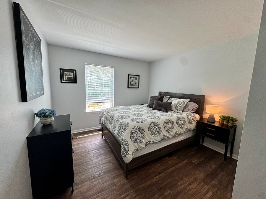 Furnished Finder property 850216_1 photo 17