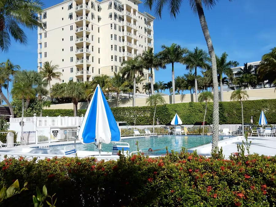 Furnished Finder property 850219_1 photo 17