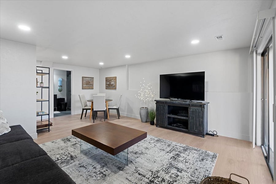 Furnished Finder property 850231_1 photo 21