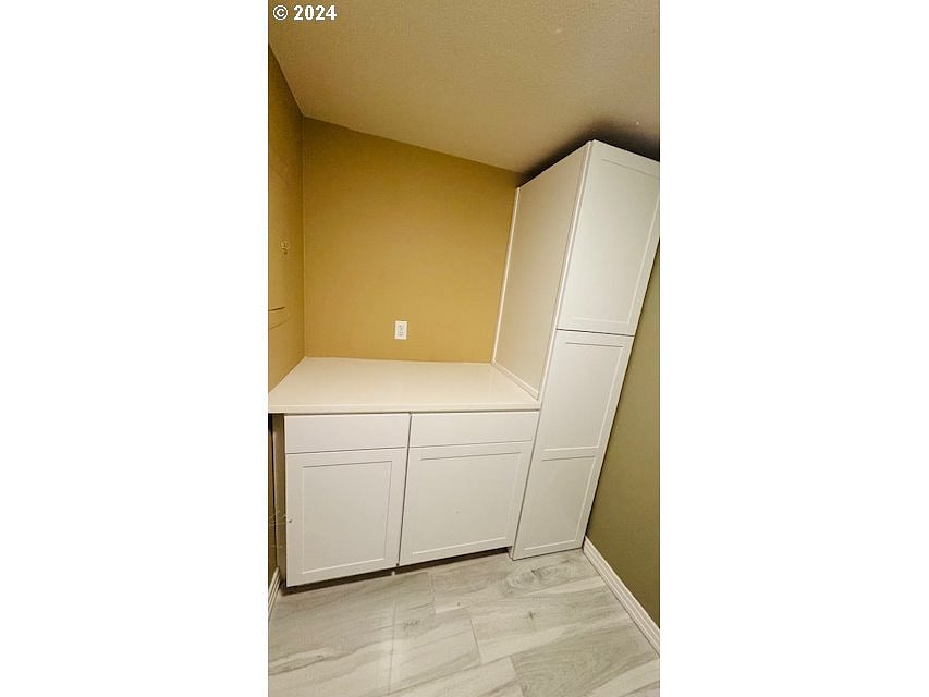 Furnished Finder property 850235_1 photo 15