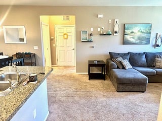 Furnished Finder property 850236_1 photo 3