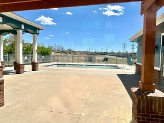 Furnished Finder property 850236_1 photo 18