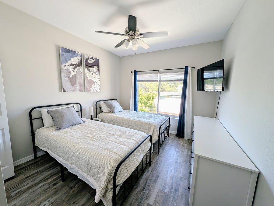 Furnished Finder property 850243_1 photo 9