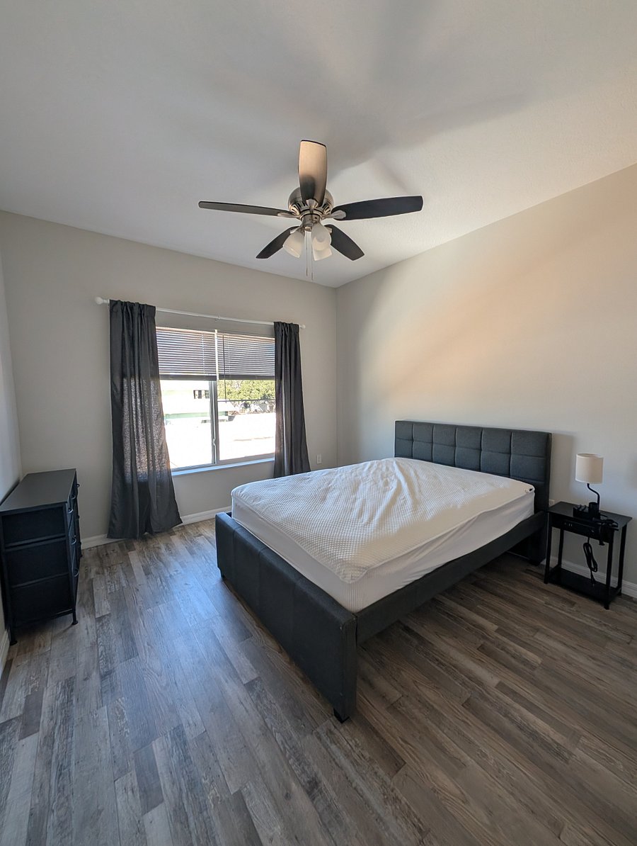 Furnished Finder property 850243_1 photo 18