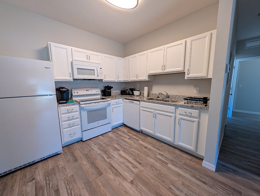 Furnished Finder property 850243_1 photo 19