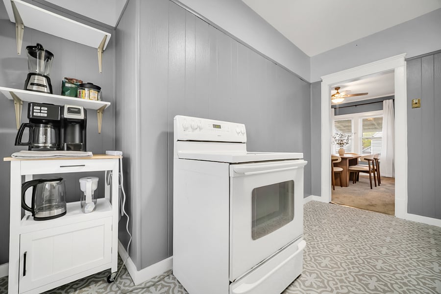 Furnished Finder property 850245_1 photo 16