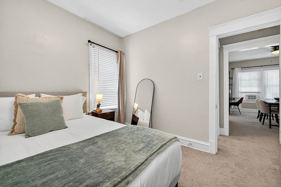 Furnished Finder property 850245_2 photo 18