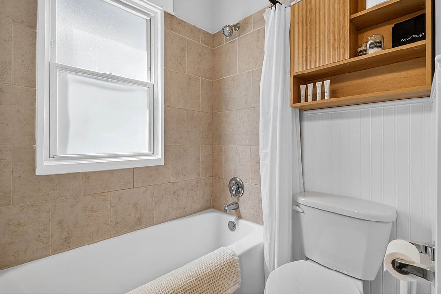 Furnished Finder property 850245_2 photo 28