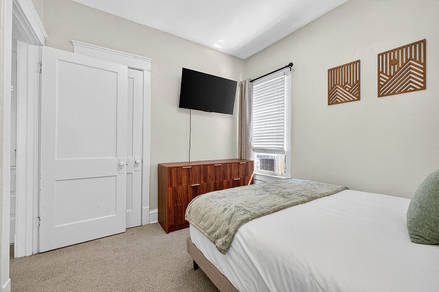 Furnished Finder property 850245_2 photo 19