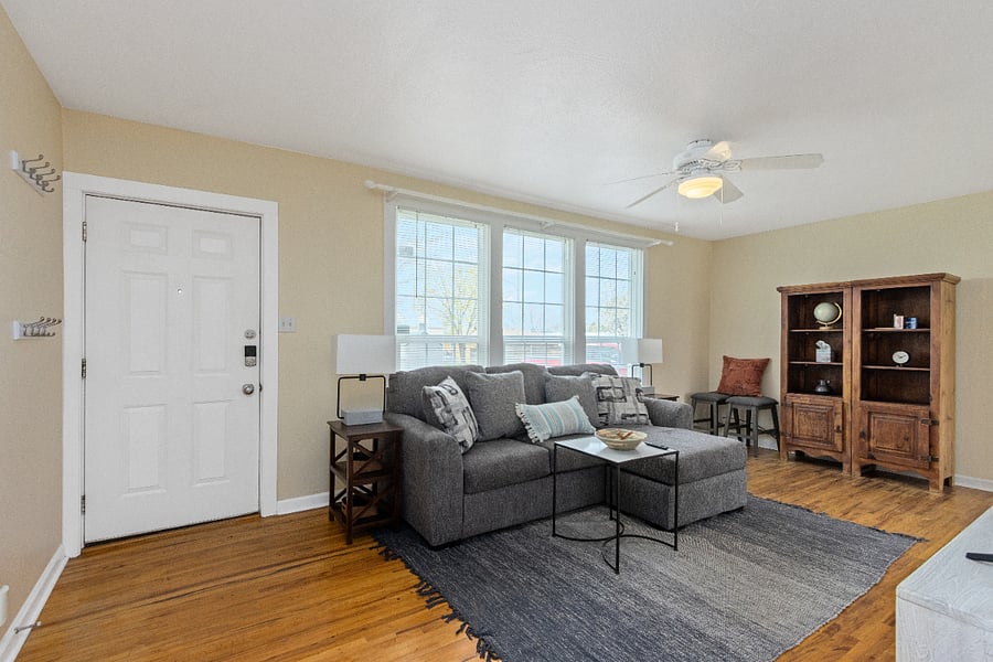 Furnished Finder property 850338_1 photo 18
