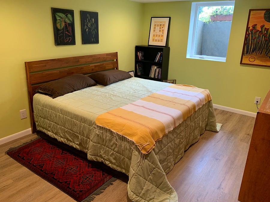 Downstairs room - king size bed
