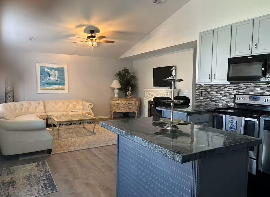 Furnished Finder property 850368_1 photo 3