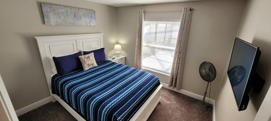 Queen Bedroom