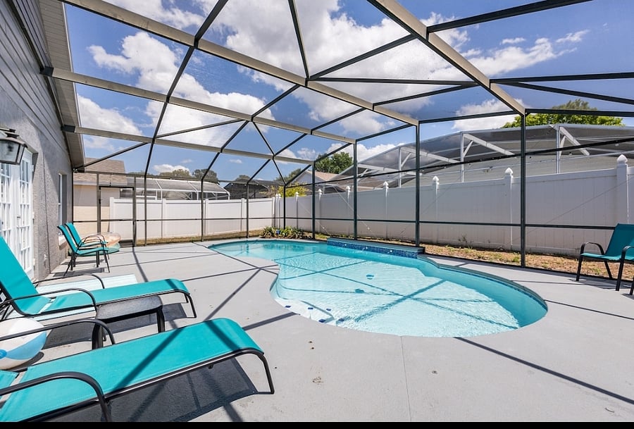 Private Screened in Pool