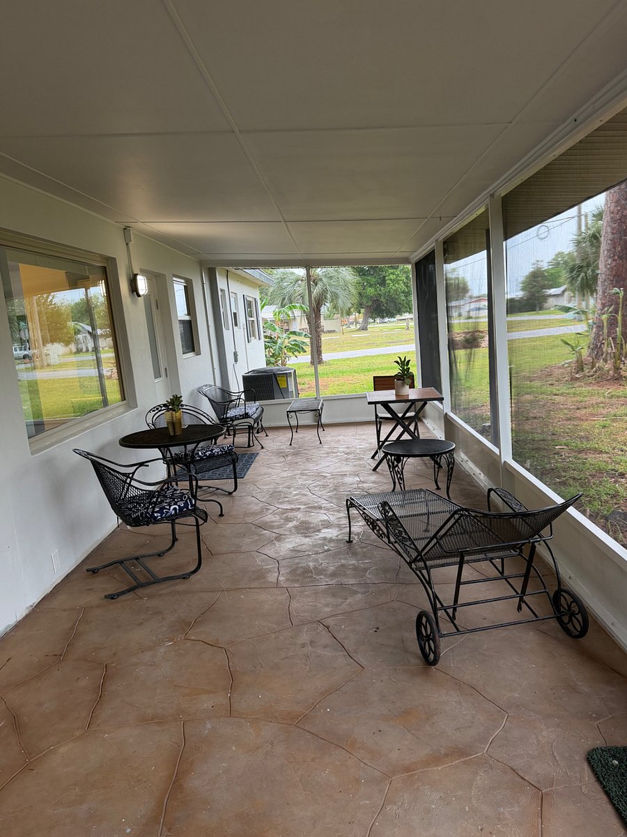 Screened patio