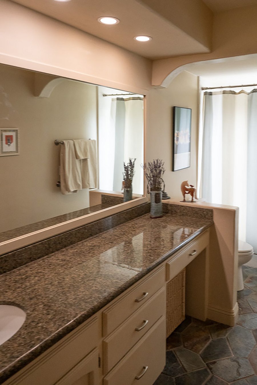 Furnished Finder property 850438_1 photo 16